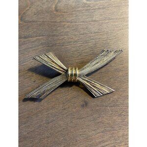 Vintage Crowned PD premier designs gold tone & silver Bow Knot Ribbon brooch Pin